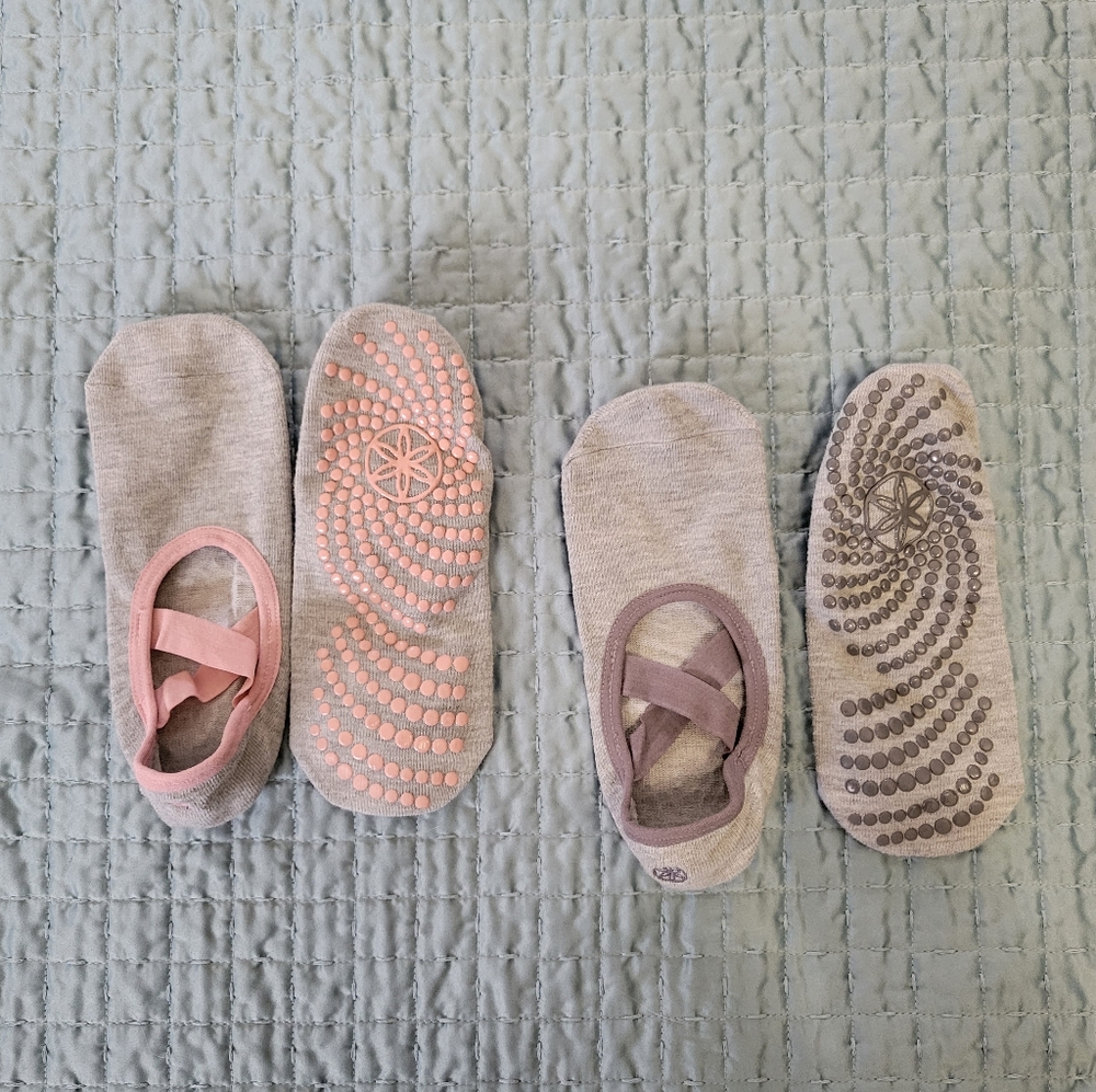 Gaiam Studio Select Yoga-Barre Socks 2 Pack